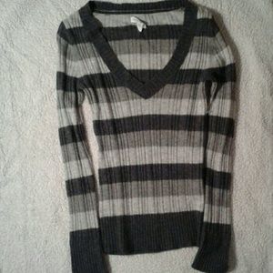 Aeropostale sweater